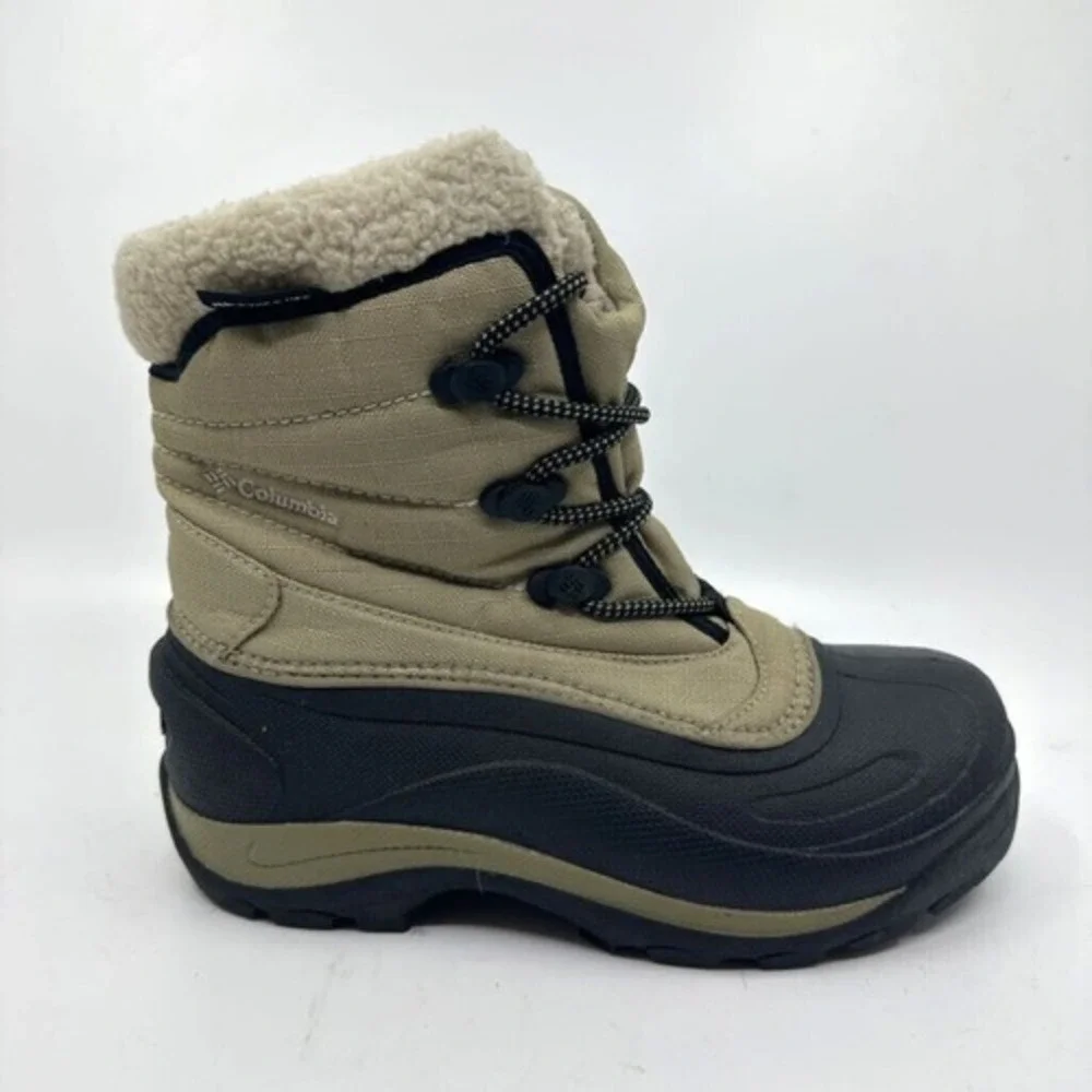 Columbia Cascadian Trinity‎ Snow Boots Women 6 Tan Black Good Waterproof Sherpa